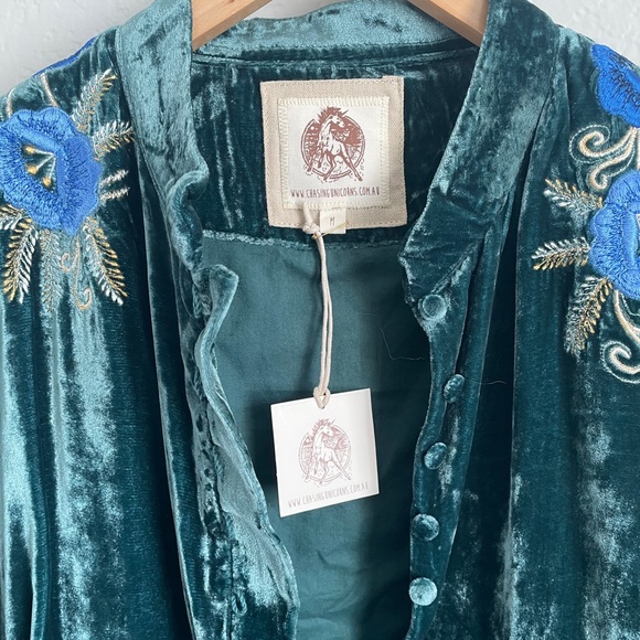 💔SOLD💔 CHASING UNICORNS | Riders On The Storm - Picture 8 of 9